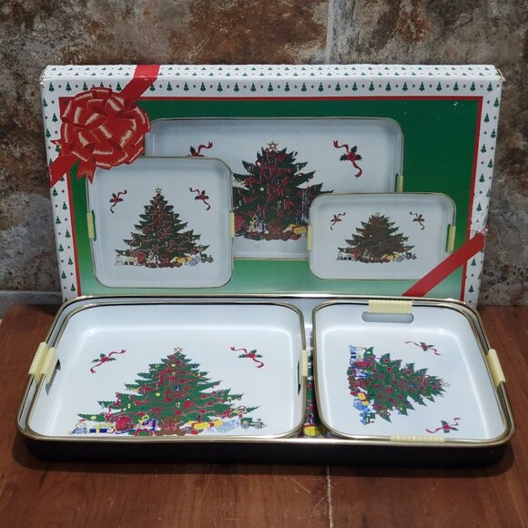 3 Piece Lacquered Tray Set Christmas Tree Scene Handled Lightweight Serving Tray - Picture 1 of 12